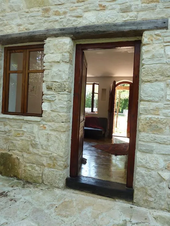 Holiday Home Stancija Mani Zminj